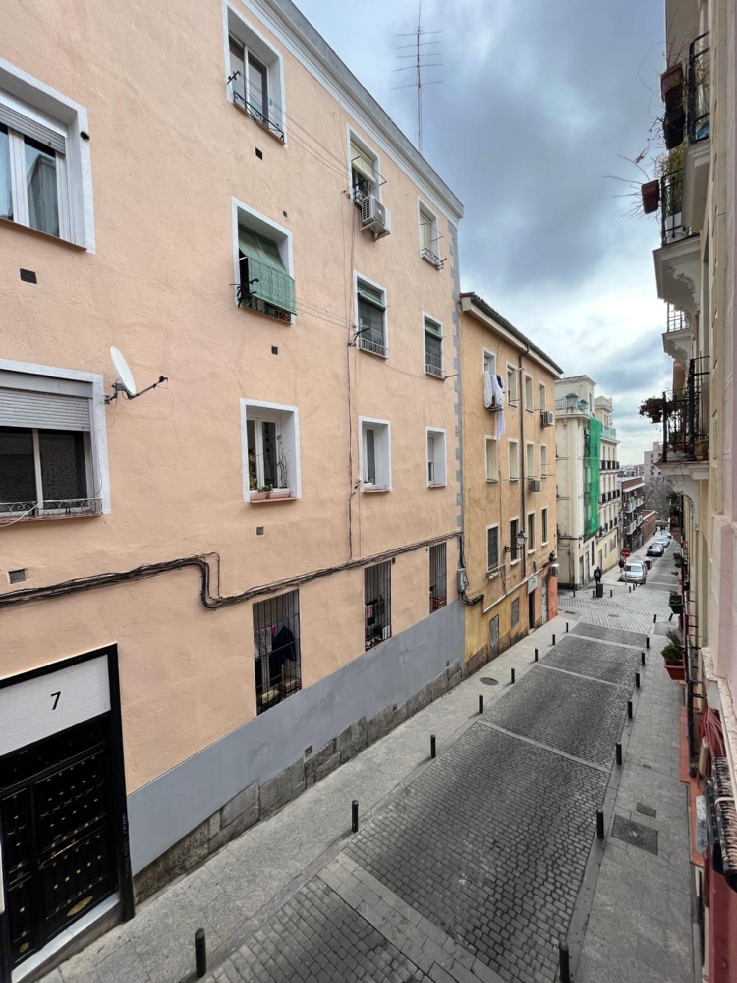 Ile Aina Exterior Nuevo Pena Apartment Madrid Bagian luar foto