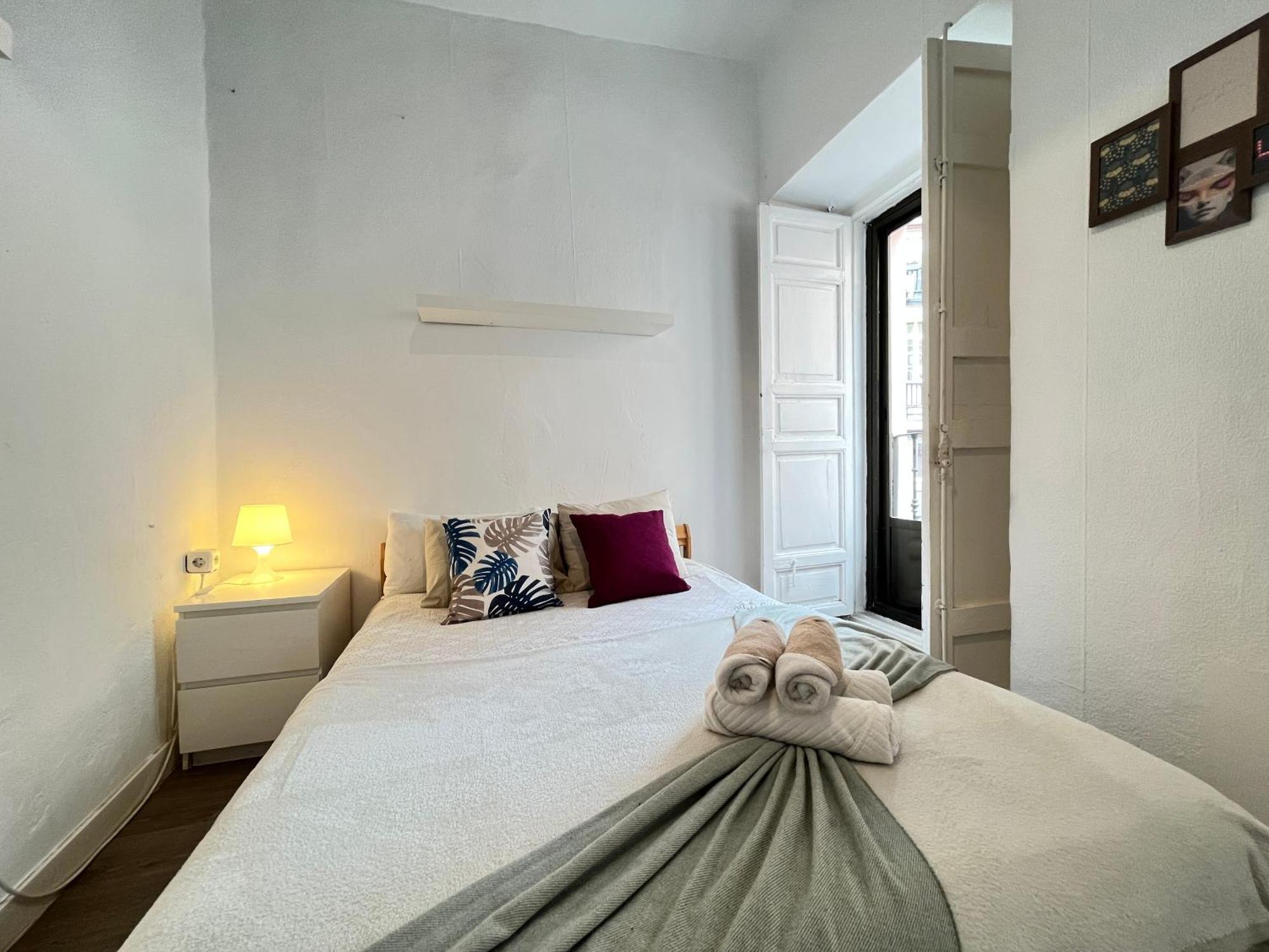 Ile Aina Exterior Nuevo Pena Apartment Madrid Bagian luar foto